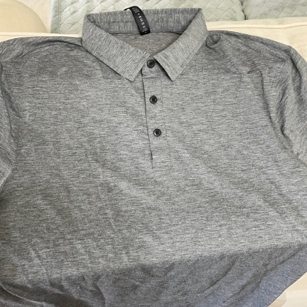 Men’s Lululemon Gray Evolution Polo NWT size Large